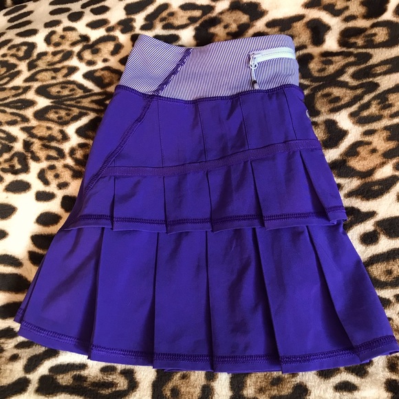 Lululemon Run Pace Setter Skirt/Shorts Bruised Berry Wee Stripe Women’s SZ 4 R - Picture 5 of 15